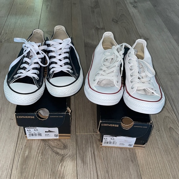 2 pair of converse size 4.5